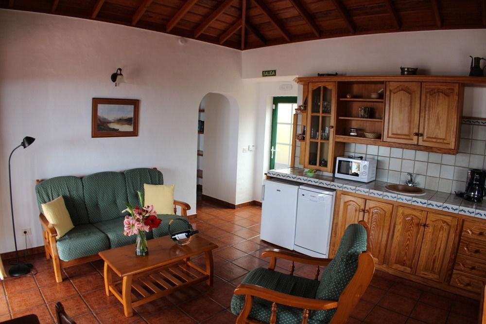 Casa La Majada (Adults Only) Guest House Los Llanos De Aridane Exterior photo