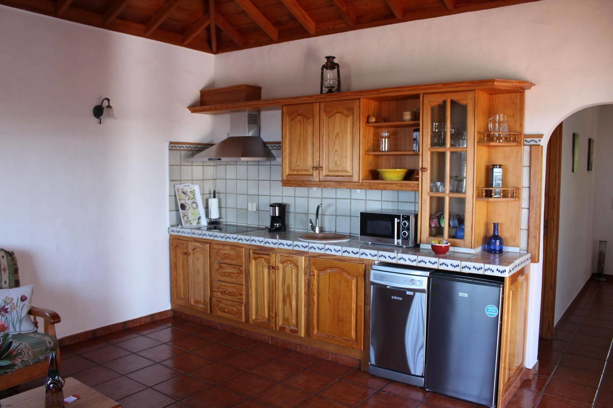 Casa La Majada (Adults Only) Guest House Los Llanos De Aridane Exterior photo
