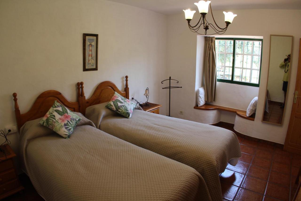 Casa La Majada (Adults Only) Guest House Los Llanos De Aridane Exterior photo